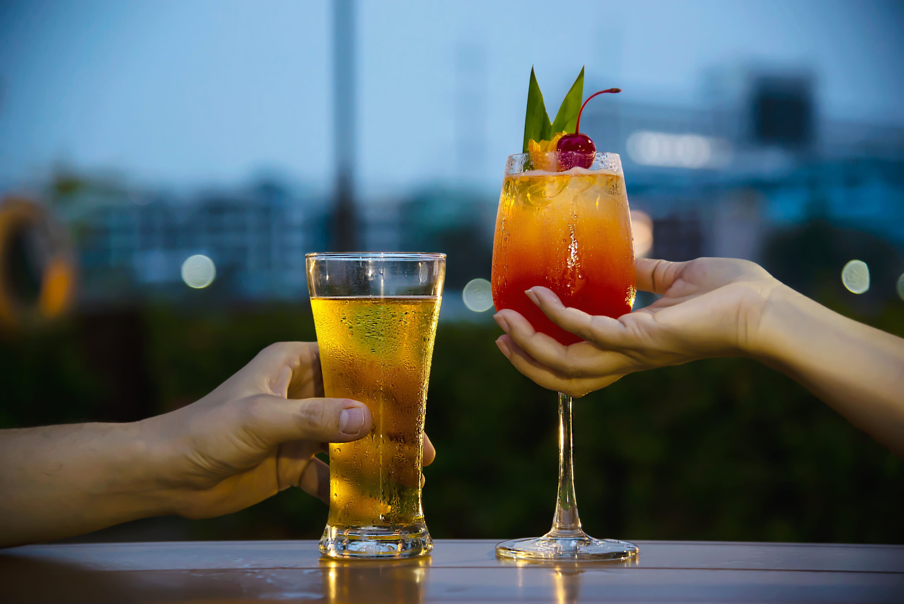 Happy Hour Drinks Singapore – Sip, Save & Unwind at Akasa
