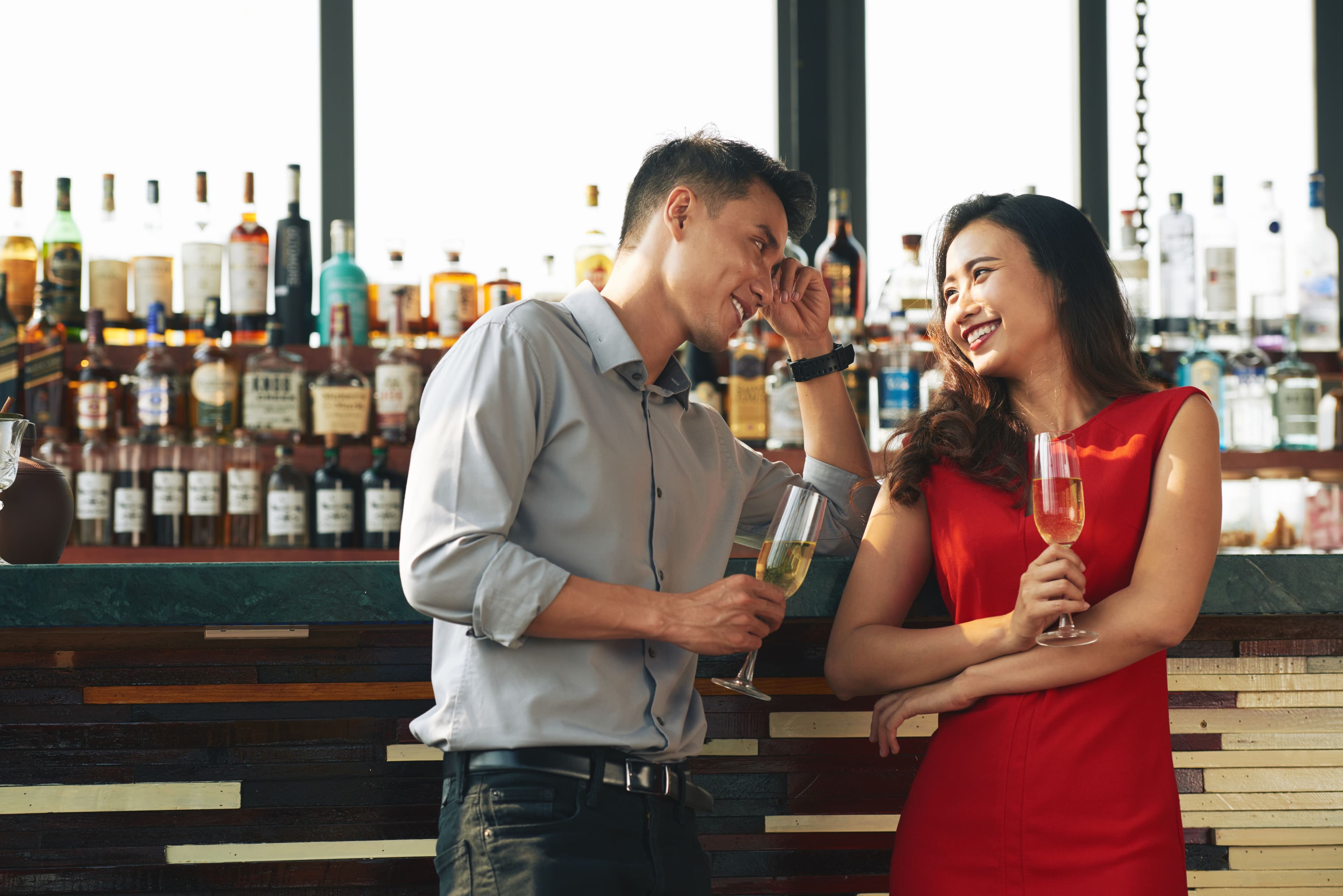 Happy Hour Drinks Singapore: Unwind with the Best Evening Deals